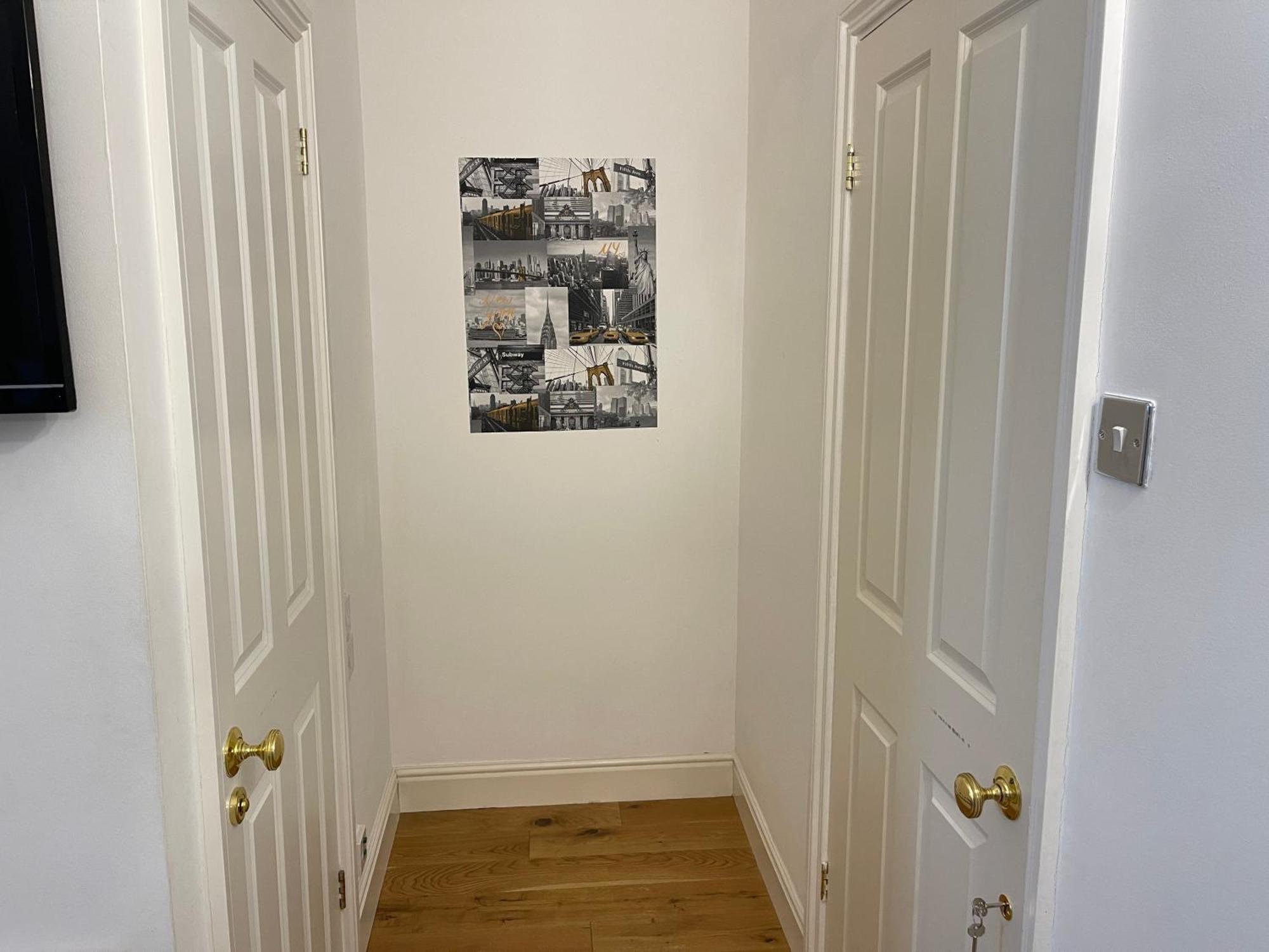 Luxury Deluxe In Surbiton, Good Access To London Waterloo Appartement Surbiton